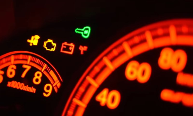 Kontrolna tabla na automobilu