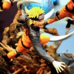 Detaljno izrađena anime figurica popularnog junaka u akcionoj pozi namenjena kolekcionarima.